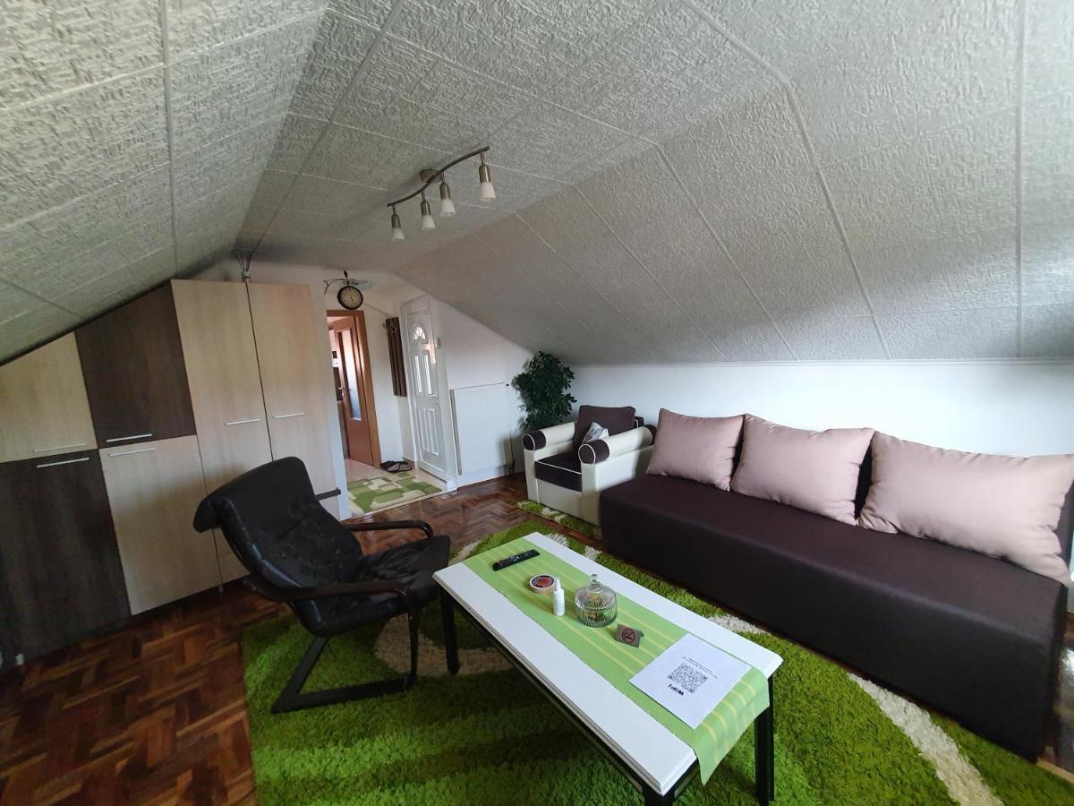 Fortress Apartments Ni Extérieur photo